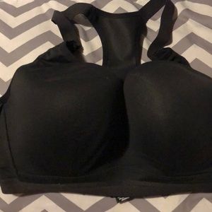 Victoria Secret Incredible Sports Bra 40DD